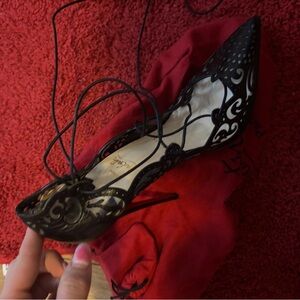 Christian Louboutin impera Black Lace-Up Heels